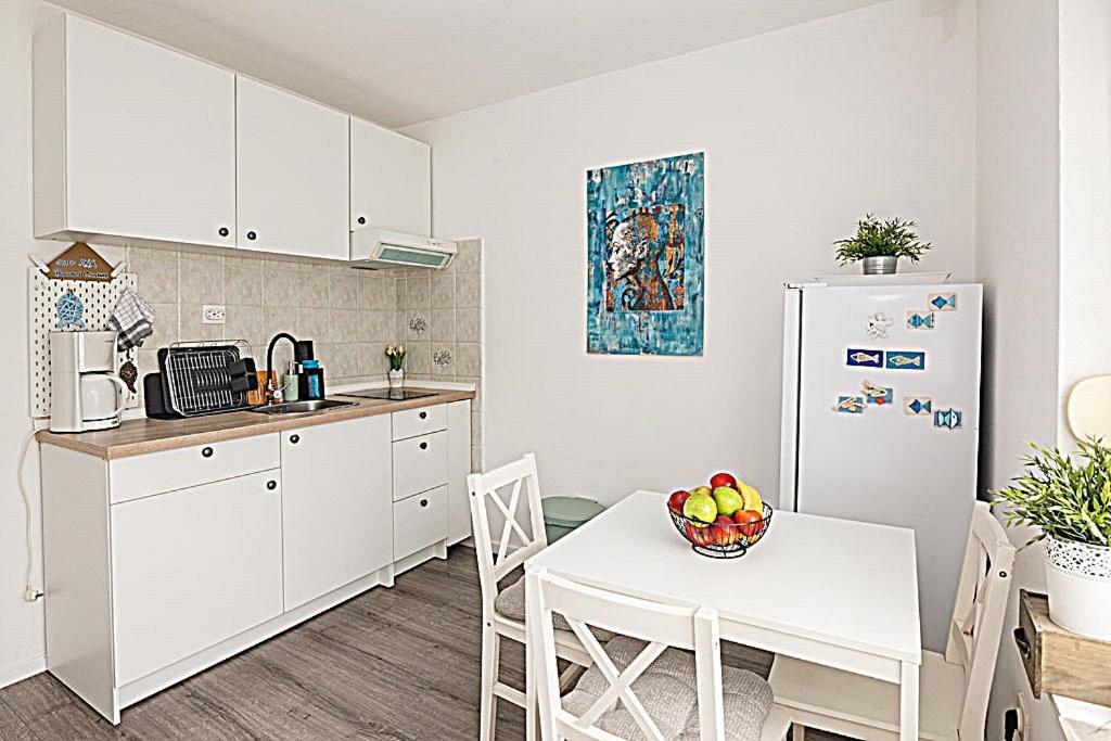Ana Apartment Crikvenica Bagian luar foto